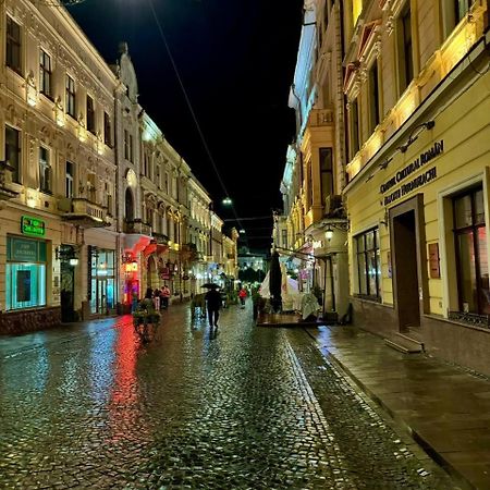 Апартаменти Кобилянська 9 Çernivtsi Dış mekan fotoğraf